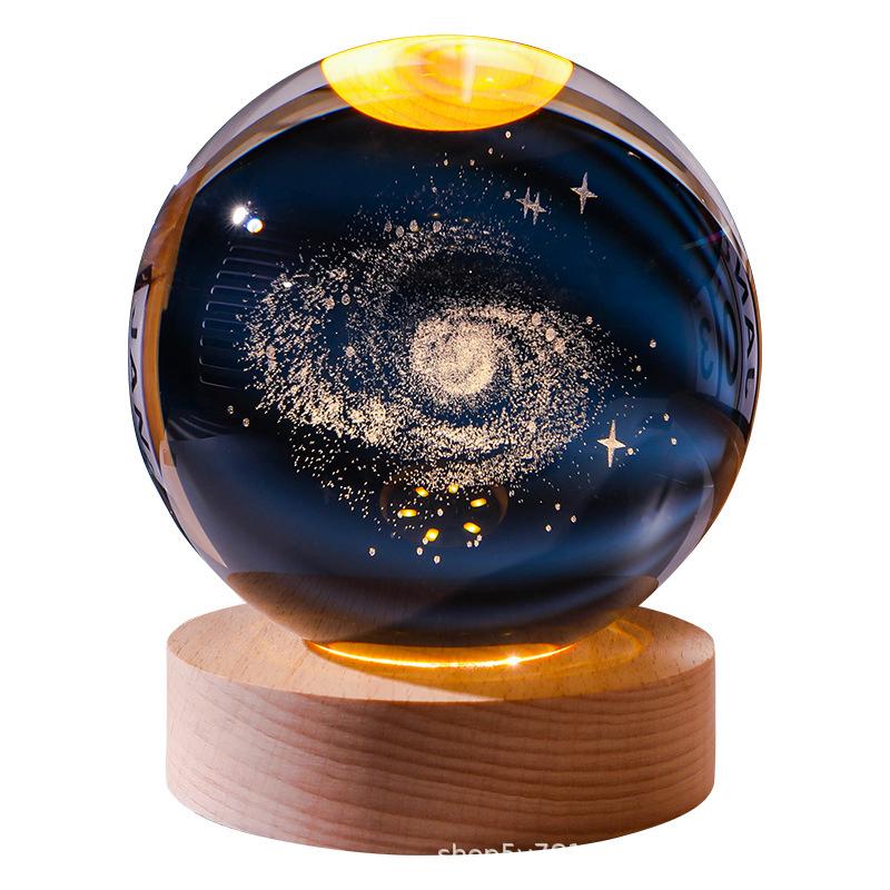 Lámpara Esfera de Cristal con Base de Madera – VientoSur - Imagen 2