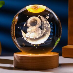 Lámpara Esfera de Cristal con Base de Madera – VientoSur